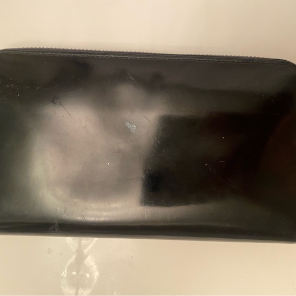 Prada Wallet - Picture 6 of 10